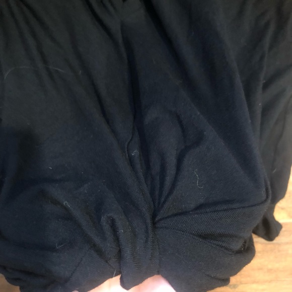 Super soft Express top with back cutout design - Picture 4 of 4